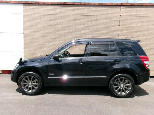 Suzuki Escudo 10