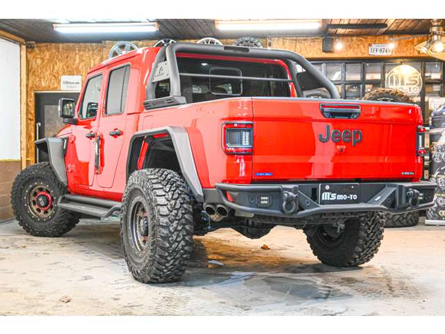 Jeep Gladiator 11