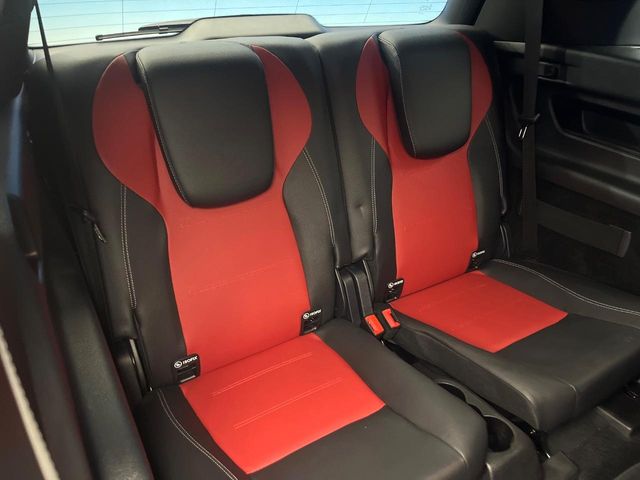 Mercedes-Benz GLB 11