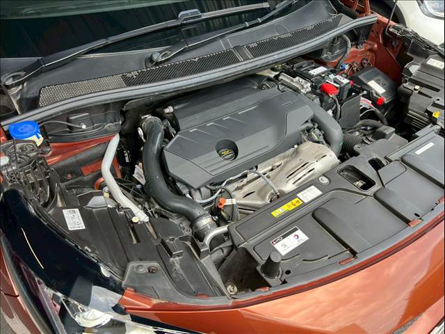 Peugeot 5008 12