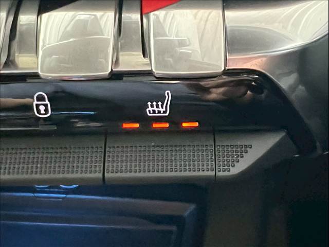 Peugeot 5008 8