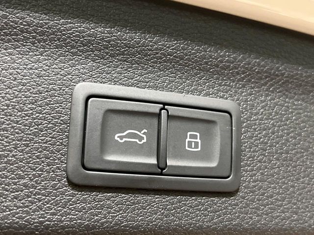Audi Q3 5
