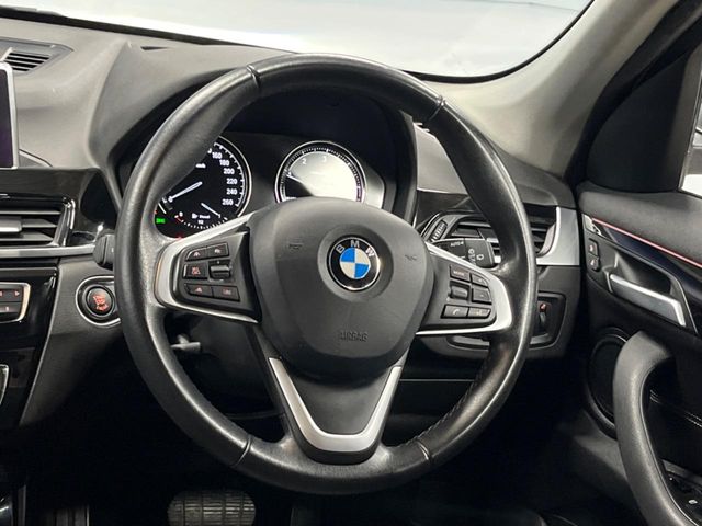 BMW X1 11