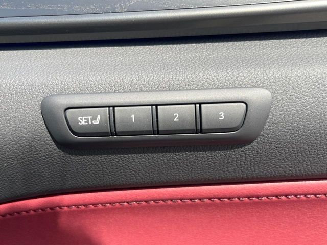 Lexus NX 7