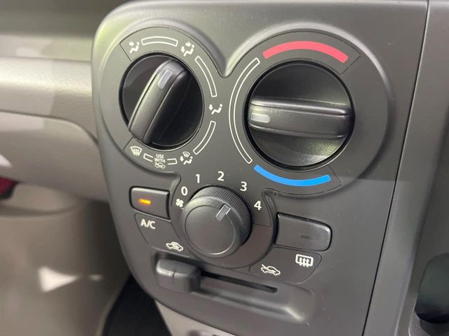 Nissan NV100 Clipper 5