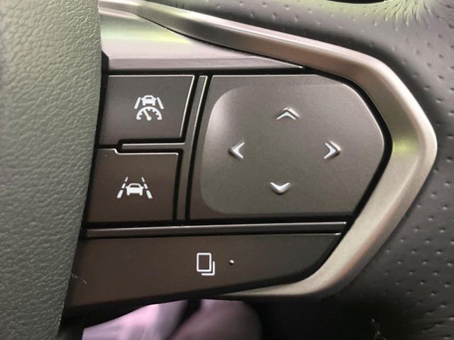 Lexus NX 6