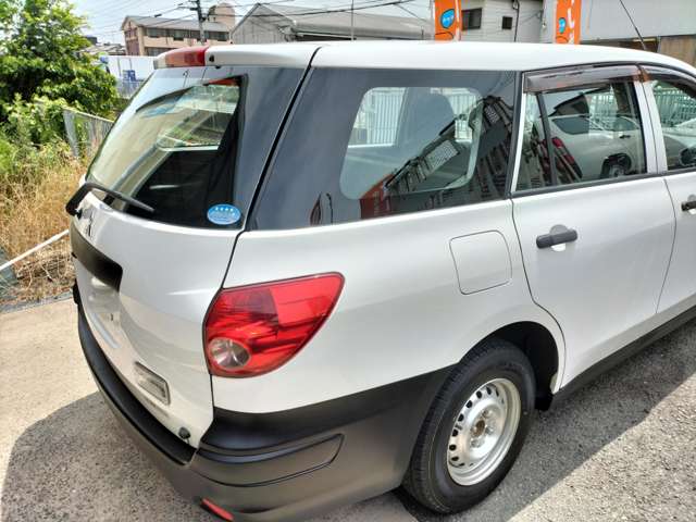 Mitsubishi ランサーカーゴ 8