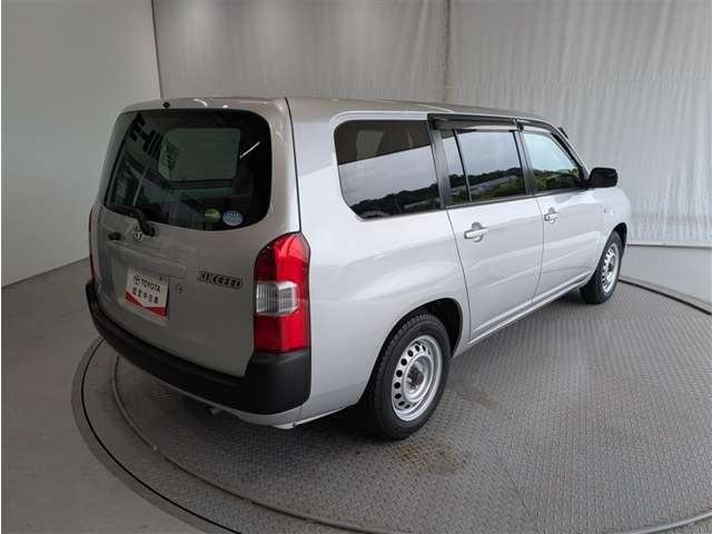 Toyota Succeed Van 2