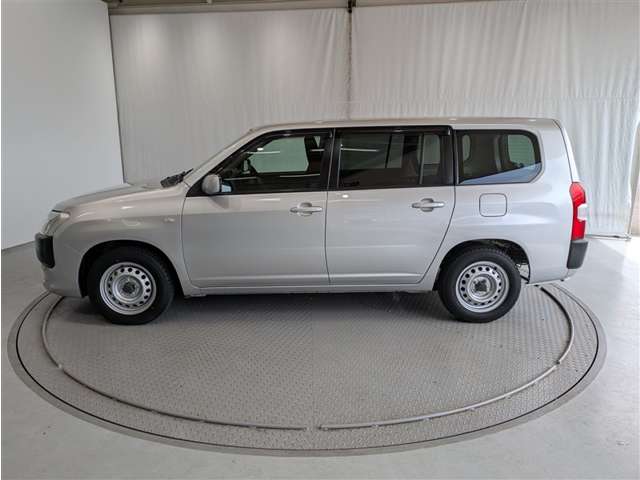 Toyota Succeed Van 3