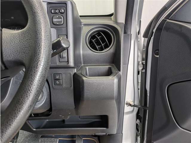 Toyota Succeed Van 5