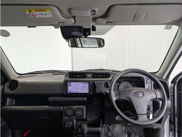 Toyota Succeed Van 7