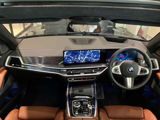 BMW X7 2