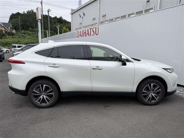 Toyota Harrier 2