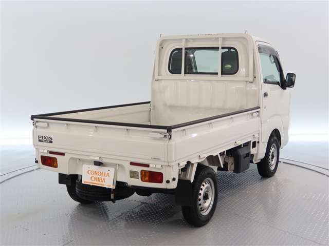 Toyota Pixis Truck 9