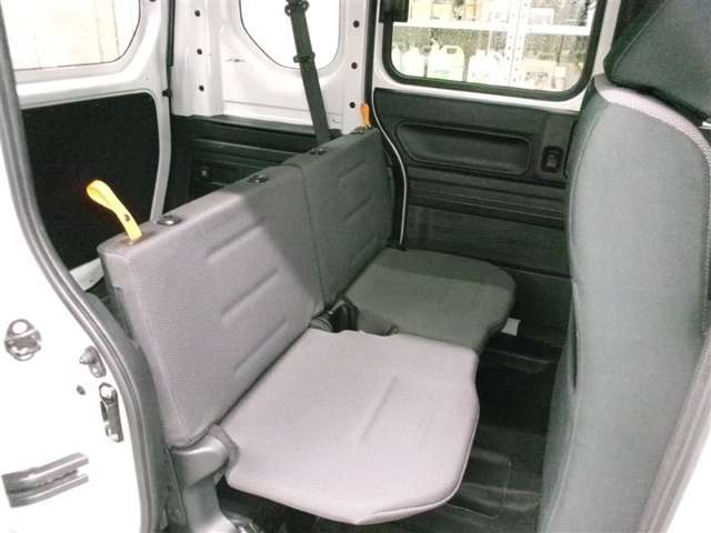 Honda N-VAN 12