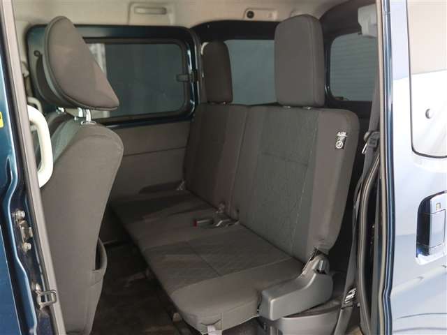 Daihatsu Atrai 12