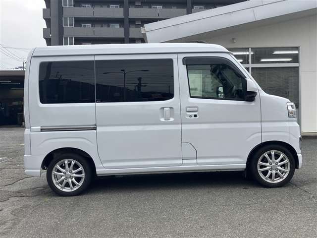 Toyota Pixis Van 7