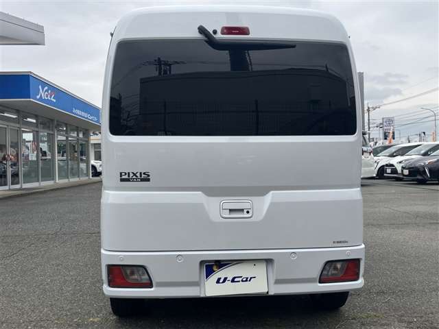 Toyota Pixis Van 8