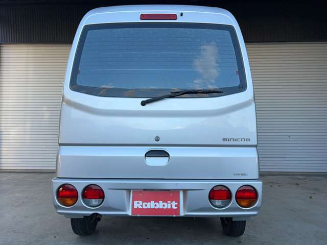 Mitsubishi Minicab Van 4