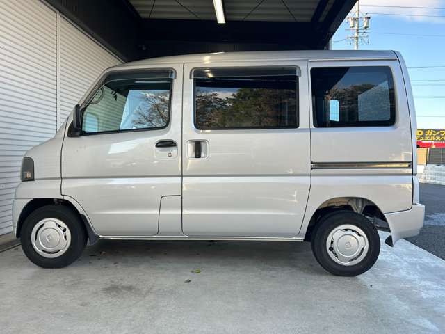 Mitsubishi Minicab Van 9