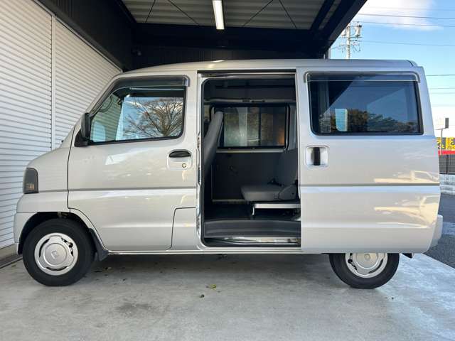 Mitsubishi Minicab Van 10