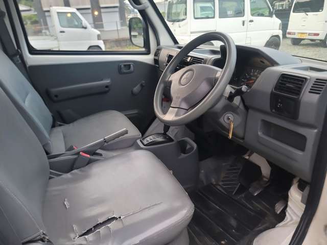 Mitsubishi Minicab Van 8