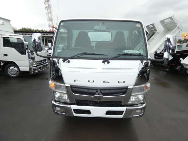 Mitsubishi Fuso Canter 4