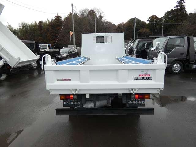 Mitsubishi Fuso Canter 8
