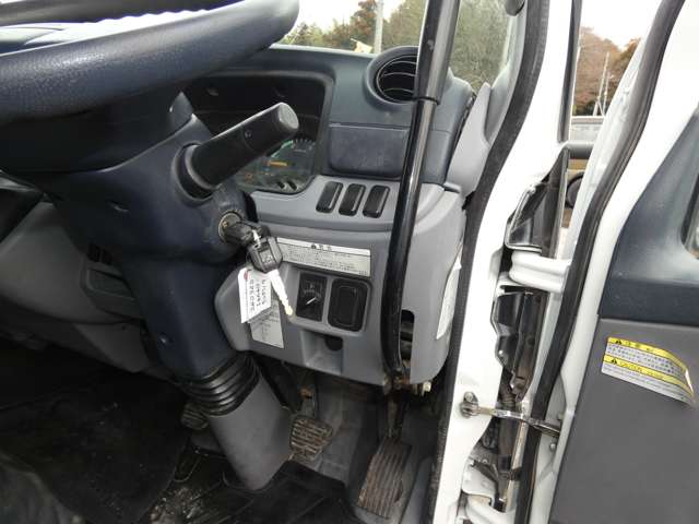 Mitsubishi Fuso Canter 11