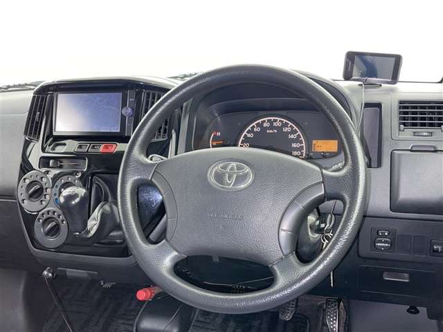 Toyota Light Ace Van 9