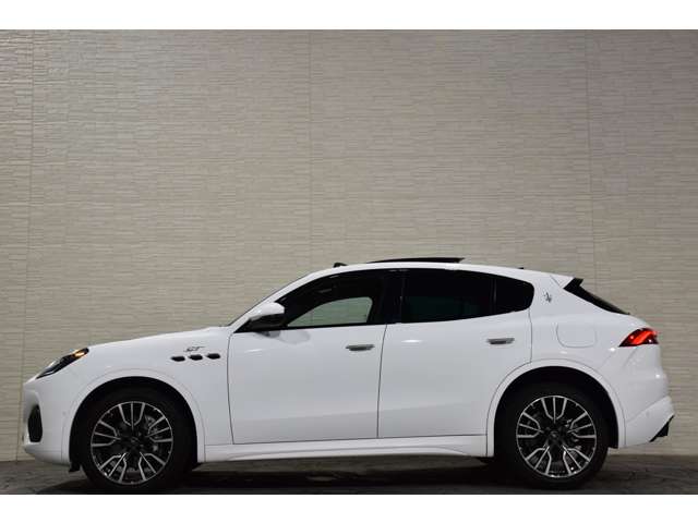 Maserati Grecale 8