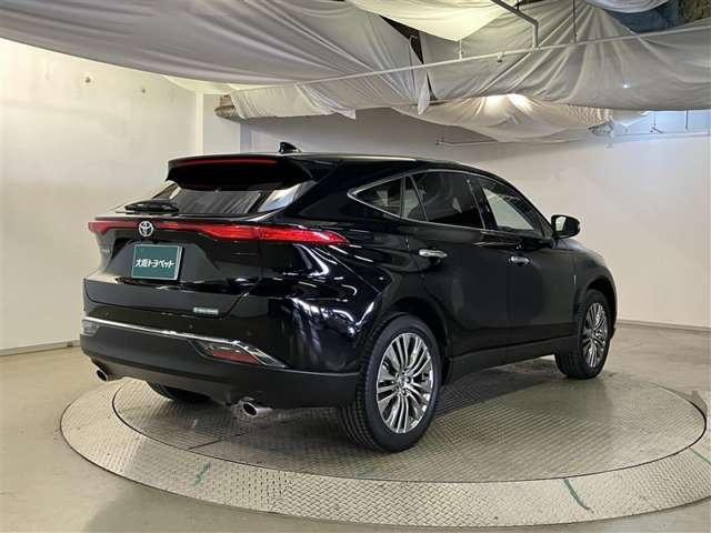 Toyota Harrier 8