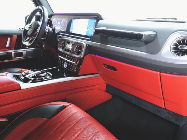 Mercedes-Benz G-Class 11