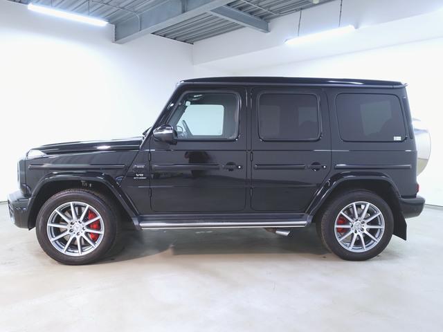 Mercedes-Benz G-Class 4
