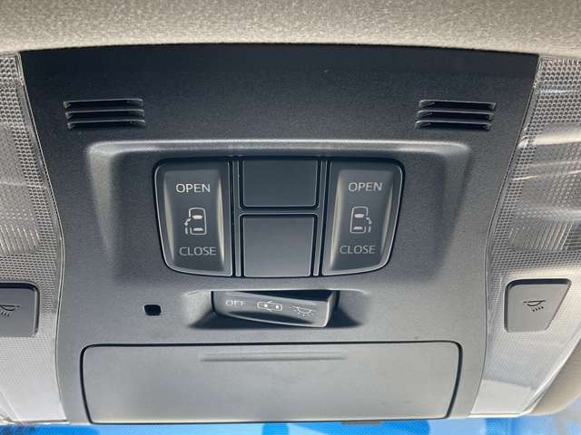 Toyota Vellfire 4
