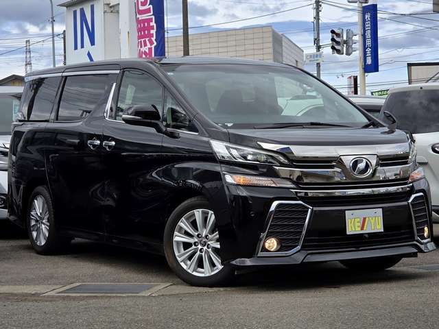 Toyota Vellfire 8