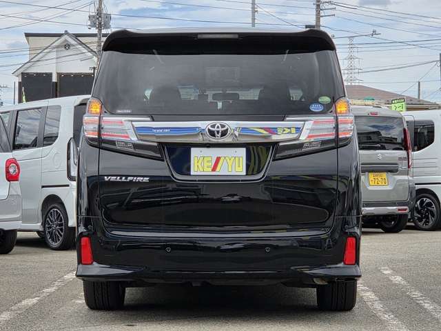 Toyota Vellfire 10