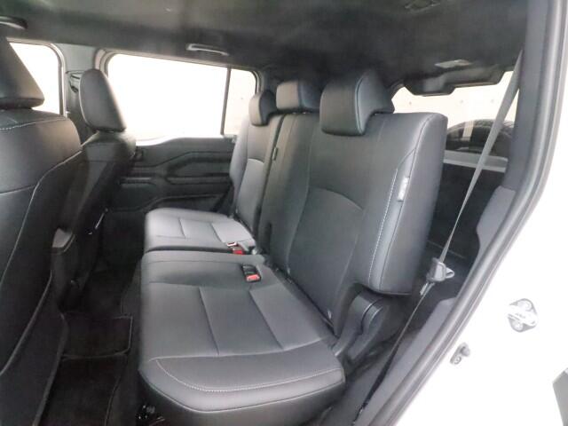 Toyota Land Cruiser FJ 10