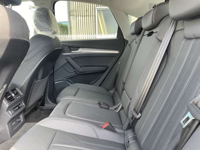 Audi Q5 Sportback 7