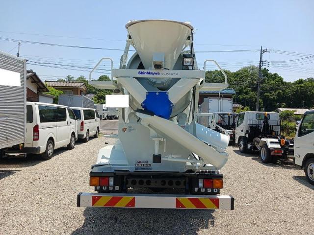 Mitsubishi Fuso Fighter 4