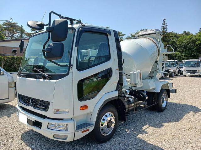 Mitsubishi Fuso Fighter 10