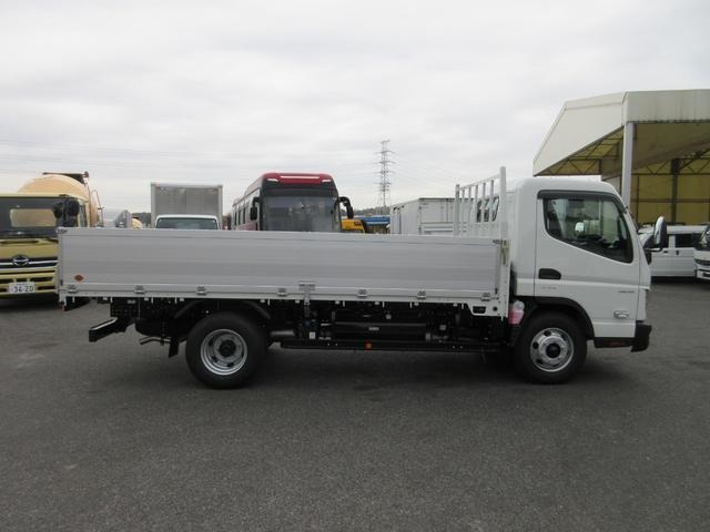 Mitsubishi Fuso Canter 12