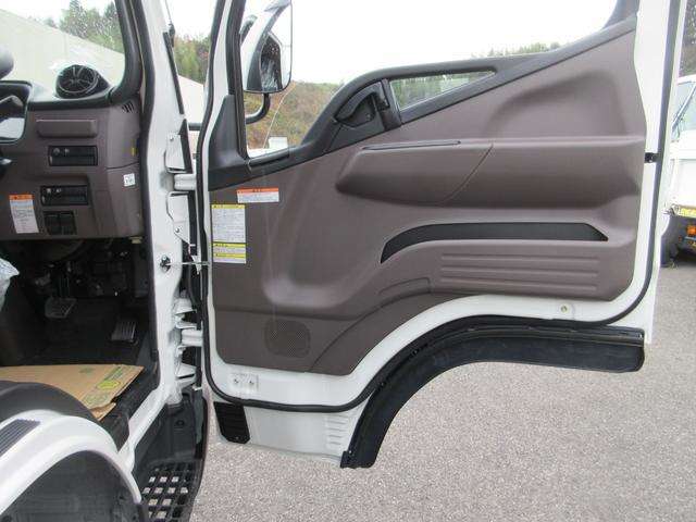 Mitsubishi Fuso Canter 6