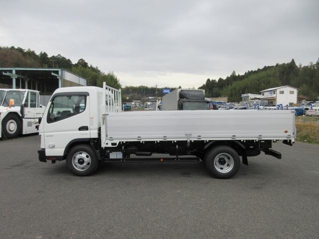 Mitsubishi Fuso Canter 10