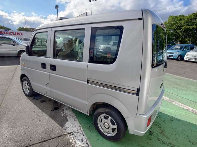 Suzuki Every 7