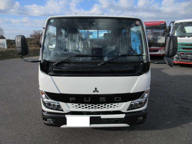 Mitsubishi Fuso Canter 2