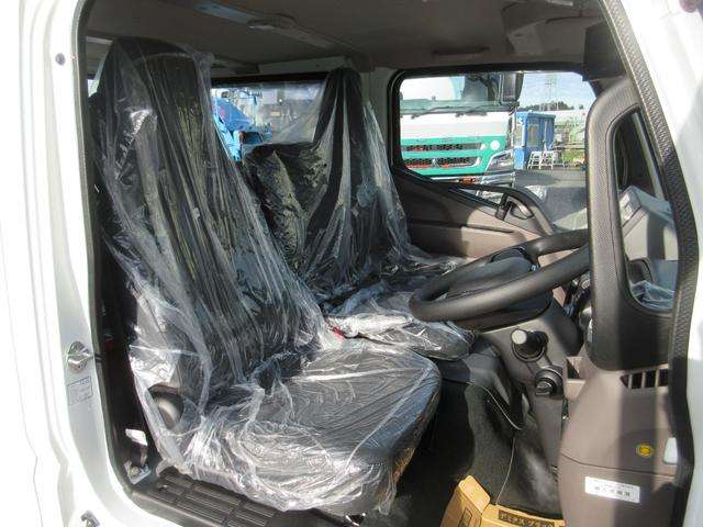 Mitsubishi Fuso Canter 8