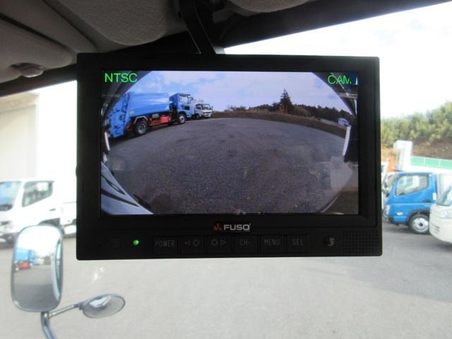 Mitsubishi Fuso Canter 9