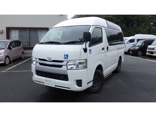 Toyota Hiace Van 2