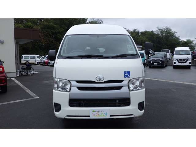 Toyota Hiace Van 3